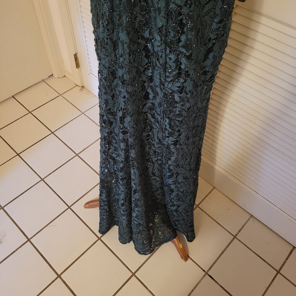 Alex Evenings Green Lace Metallic Floral Gown Size 12 Formal Maxi Dress - Picture 4 of 8